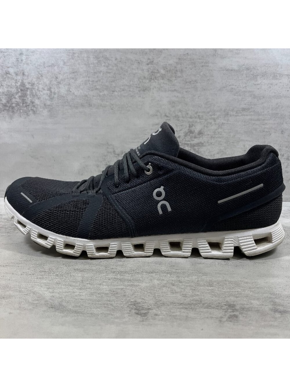 On Cloud 5 Running Shoes - Men's Size 12.5 - Black